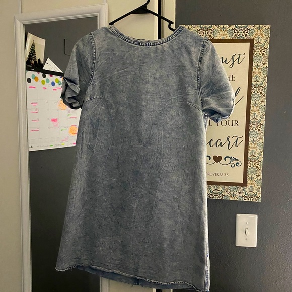 Dress - Picture 2 of 2